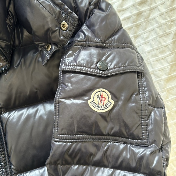 Moncler Winter Down Jacket - Picture 13 of 16